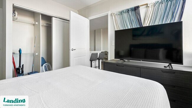 305 Dr. M.L.K. Jr St S Unit 1039