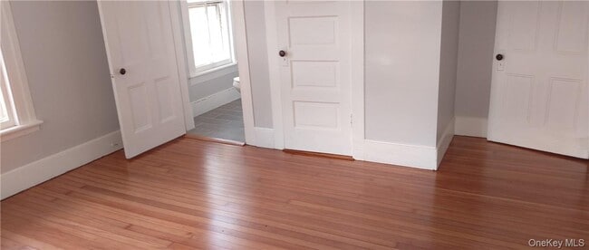 Building Photo - 36 Lake St Rental