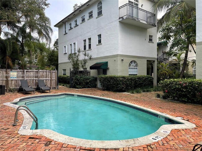Photo - 2850 Coconut Ave Townhome
