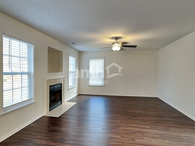 Photo - 2112 Coral Berry Ln