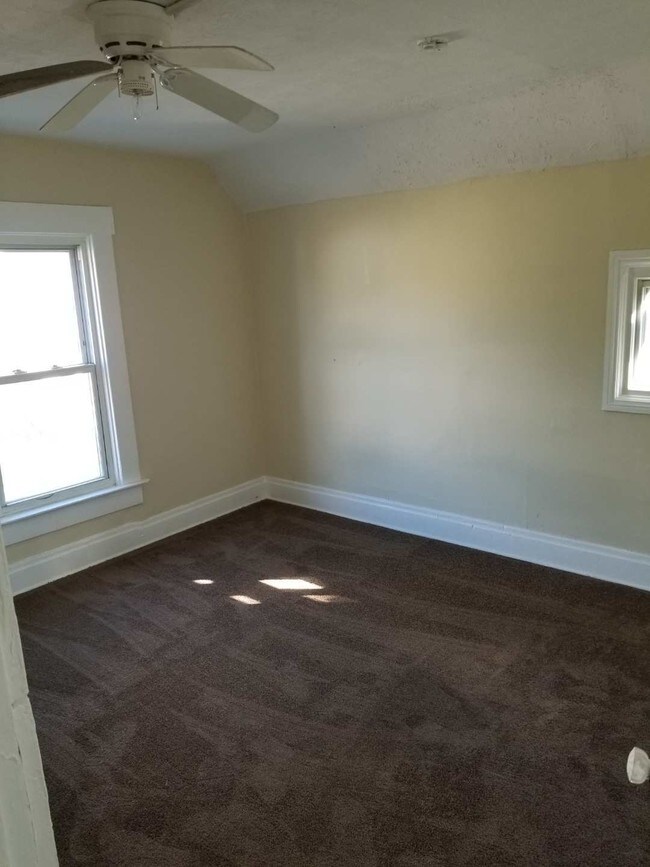 921 Ellsworth Ave Rental House Rental in Columbus, OH