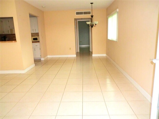 Photo - 201 Kings Blvd Unit 15