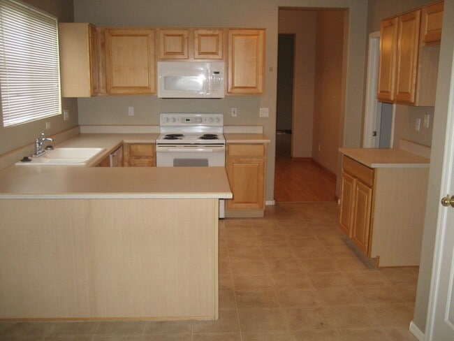 Photo - 40228 N Patriot Way