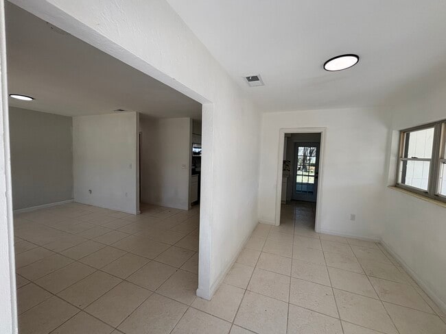 Photo - 12 Catalina Dr