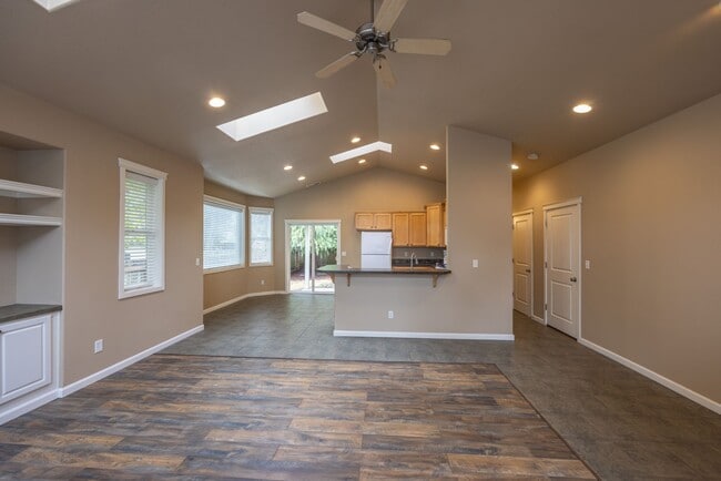 Photo - One Level Ranch Home - Three Bedrooms with Central Air / No HOA