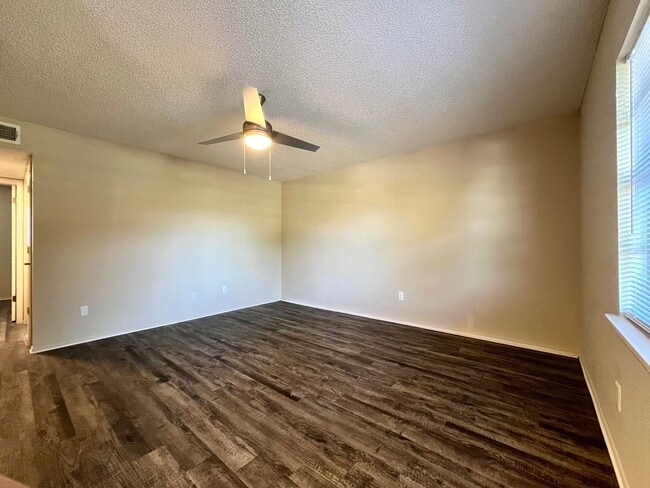 Photo - Raven at The Palms