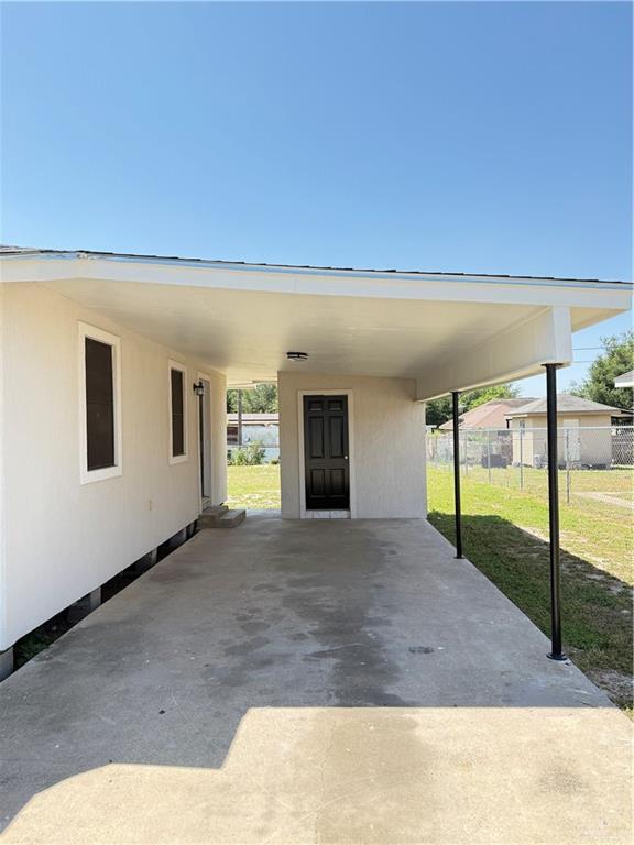 Photo - 18 Royal Palm St