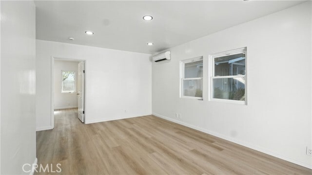 Building Photo - 300 W Tujunga Ave Rental