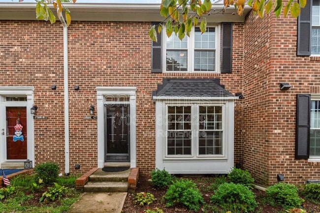 Building Photo - 2514 S Arlington Mill Dr
