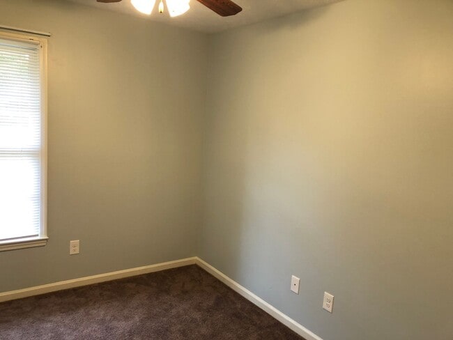 Photo - Renovated Duplex in Auburn!