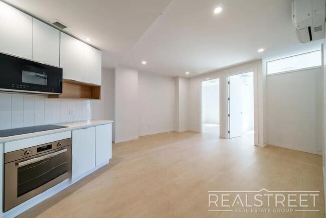 Photo - Meeker Avenue Unit 209