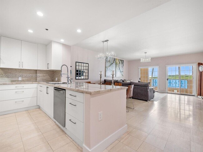 2425 Fisher Island Dr Unit 5205
