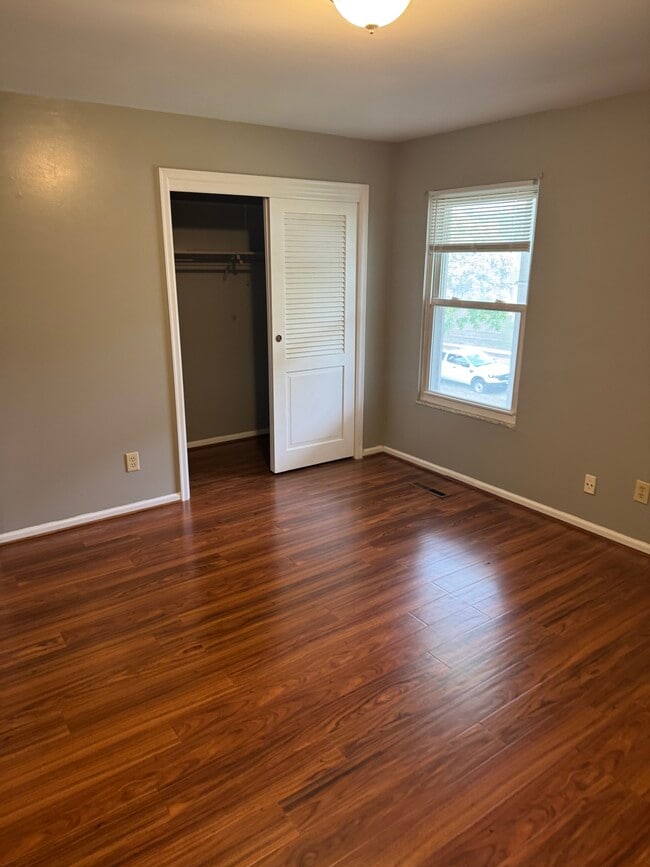 Photo - 4886 Dierker Rd