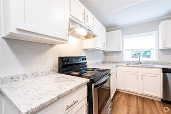 Building Photo - 104 E Madison St Unit 3 Rental