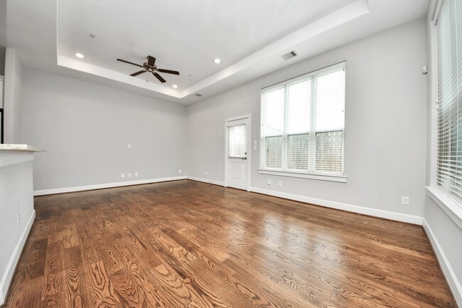 Photo - 1805 Napa Creek Ln