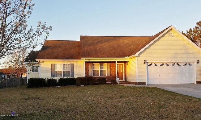 Photo - 103 Lakeside Ct