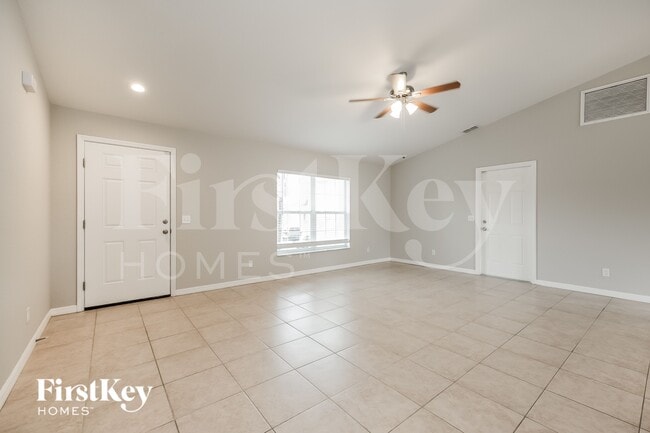 Photo - 11104 Corrigan Ave