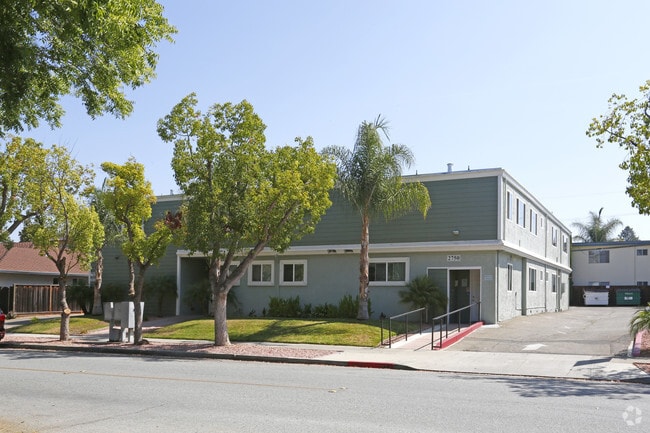 Joseph Manor
