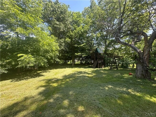 Photo - 11 Winmar Crescent