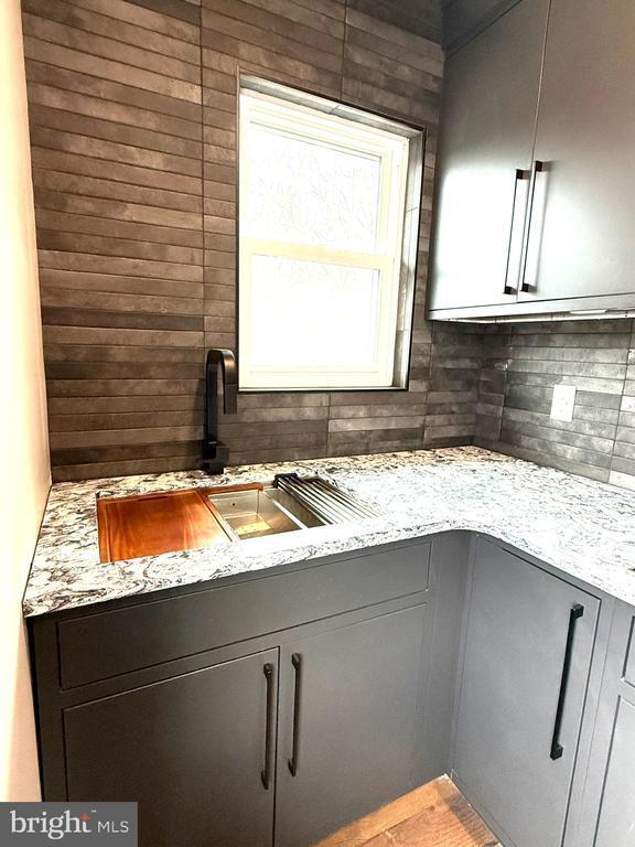 Photo - 295 E Main St