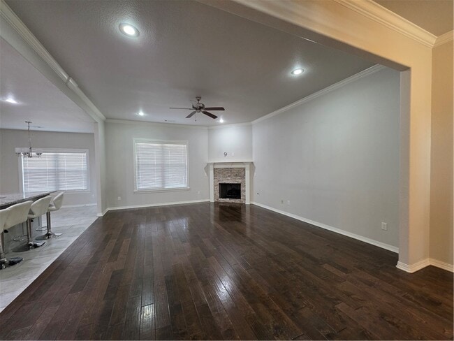 Photo - 751 Bob Glen Cir