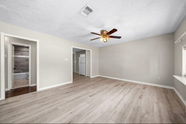 Photo - 7418 Oscar Dr Unidad 1