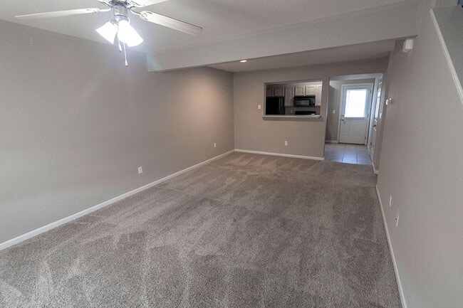 Photo - 4010 Snowy Owl Dr