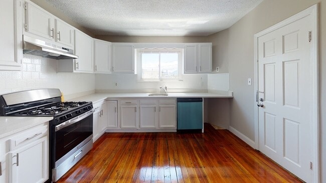 Building Photo - 280 McGrath Hwy Unit 2A