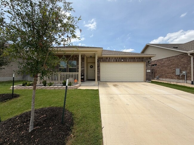 Building Photo - 18200 Emu Ln