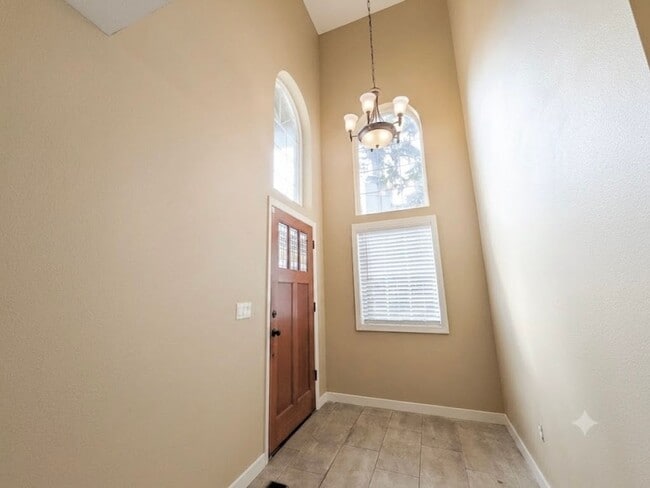 Photo - 17147 Warren Ct