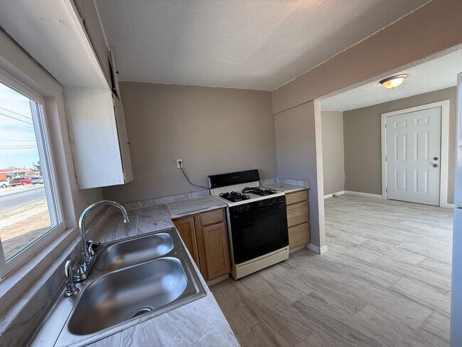 Photo - Recently Remodeled 2 Bedroom