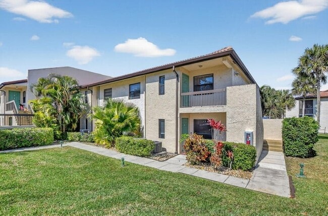Photo - 21911 Cypress Dr