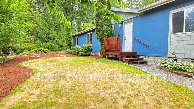 331 Dewatto Rd W