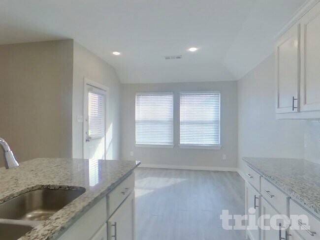 Photo - 2019 Clear Br Wy