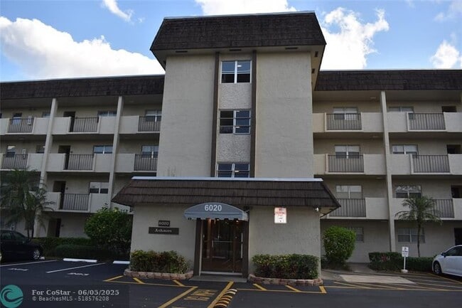 Photo - 6020 NW 44th St Condo Unit 304