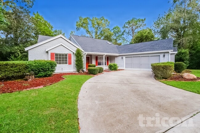 Photo - 36 Redbay Ct W