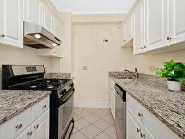 Photo - 1450 Beacon St Unit 203