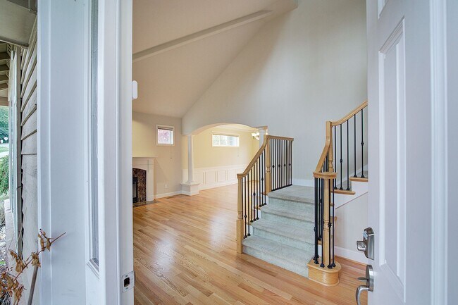 Photo - 4bd/2.5ba Lynnwood House