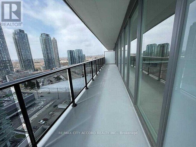 Photo - 70 Annie Craig Dr Unité 1807