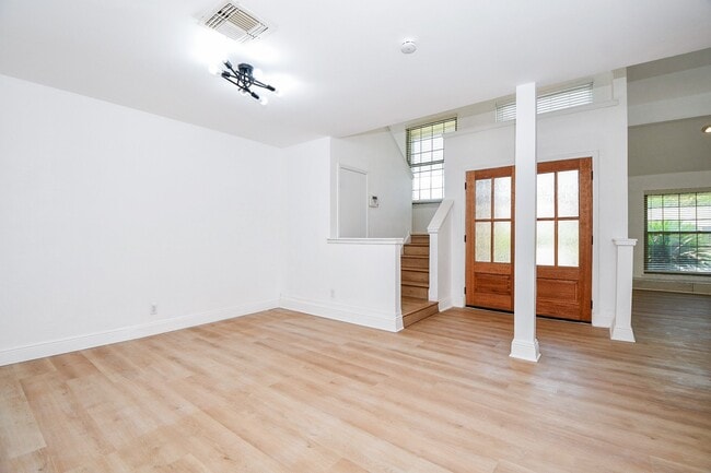 Photo - 11907 Pepperdine Ln