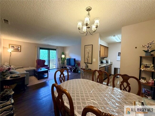 Photo - 5215 Ravens Crest Dr