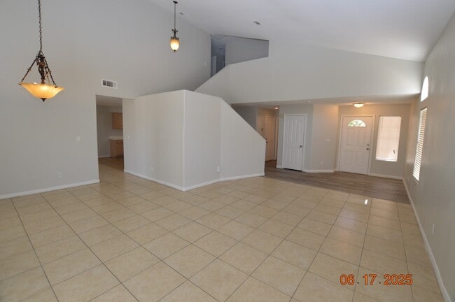 Photo - 8236 Golf Player St