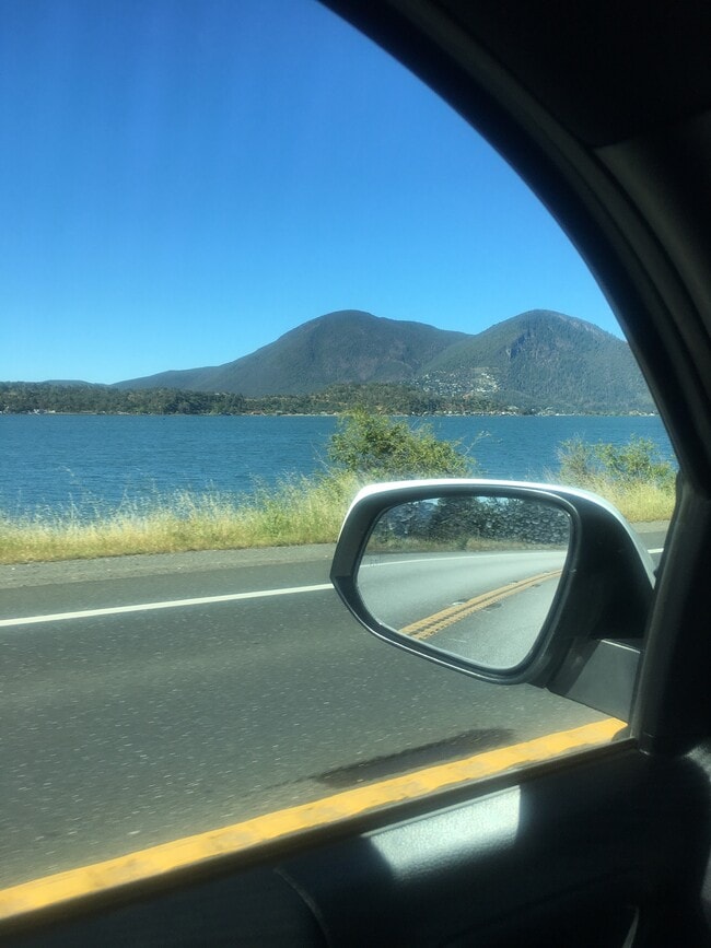 Lake - 6340 6th Ave Unit Front house