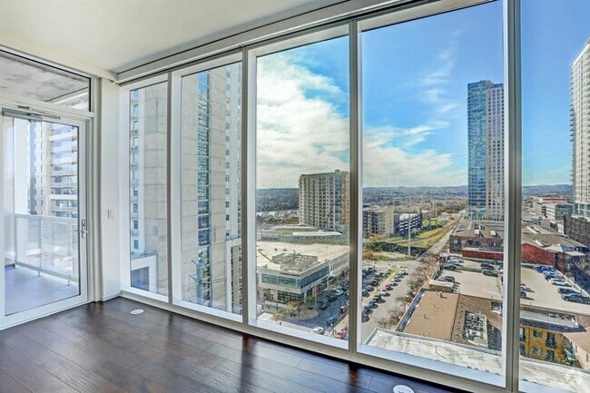 Building Photo - 301 West Ave Unit 1209 Rental