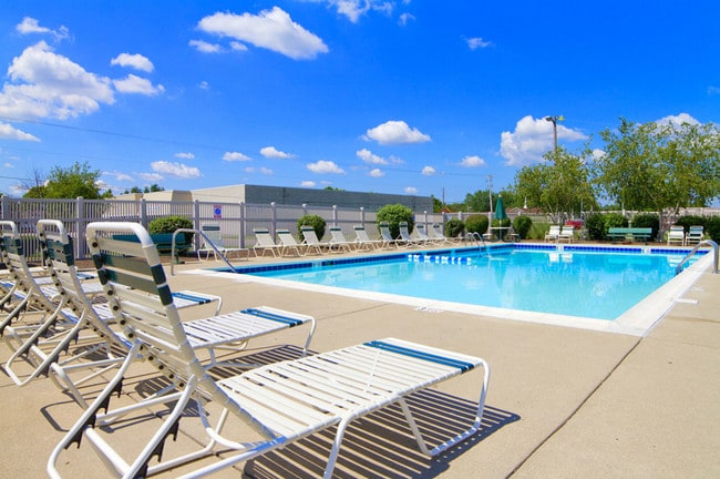 Pine Run Townhomes
