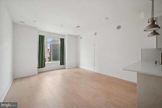 Photo - 1843 E Huntingdon St Unidad B