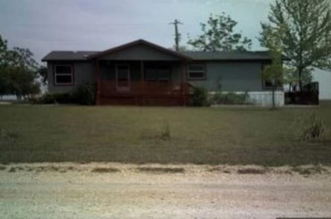 Photo - 122 Roots Rd