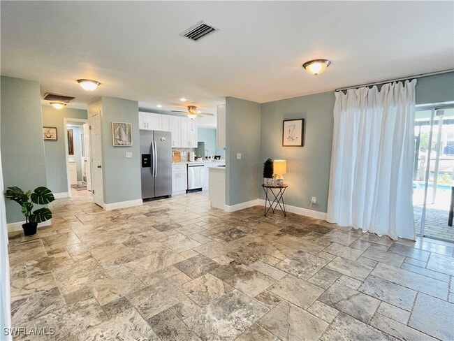 Photo - 5403 SW 3rd Ave