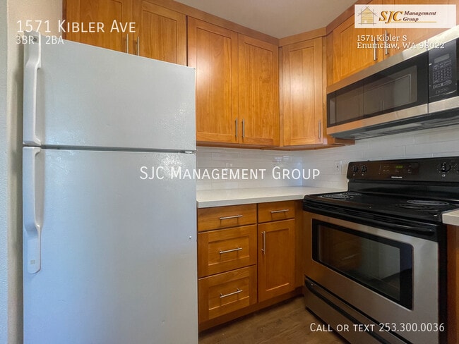 Photo - 1571 Kibler Ave