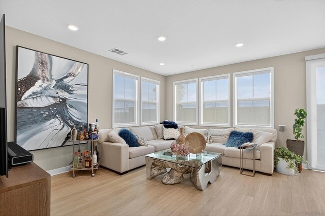 Photo - 1733 Artemisia Ct